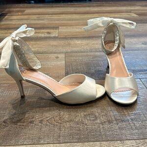 White Rhinestone strappy Heel